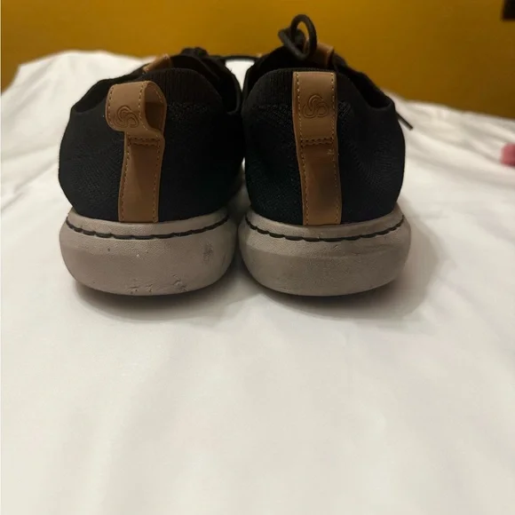Cloudsteppers by Clarks Black Knit Oxfords GUC Size 13 - Picture 3 of 5